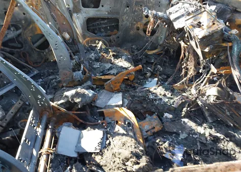 2017 Toyota Rav4 Se z USA, uszkodzony, nr VIN 2T3JFREV7HW647420